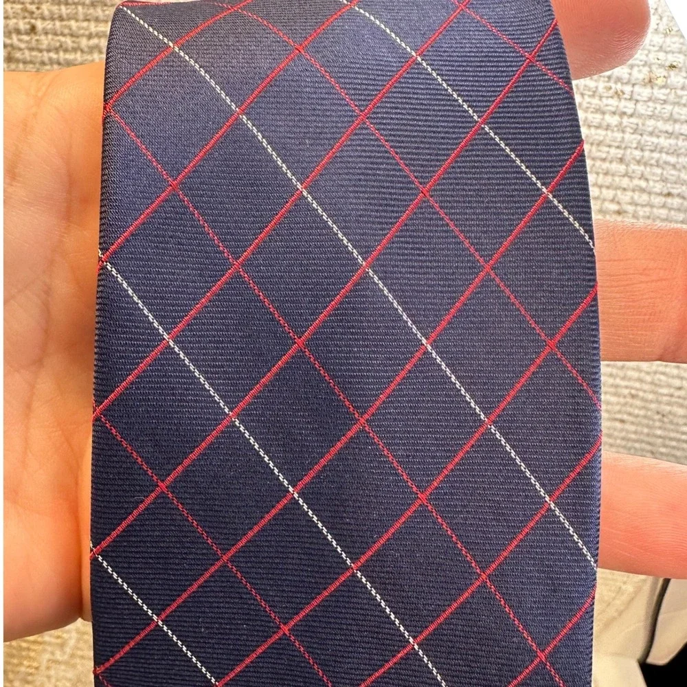 TOMMY HILFIGER Men's Navy Blue Red & White Silk Necktie Office Business Work